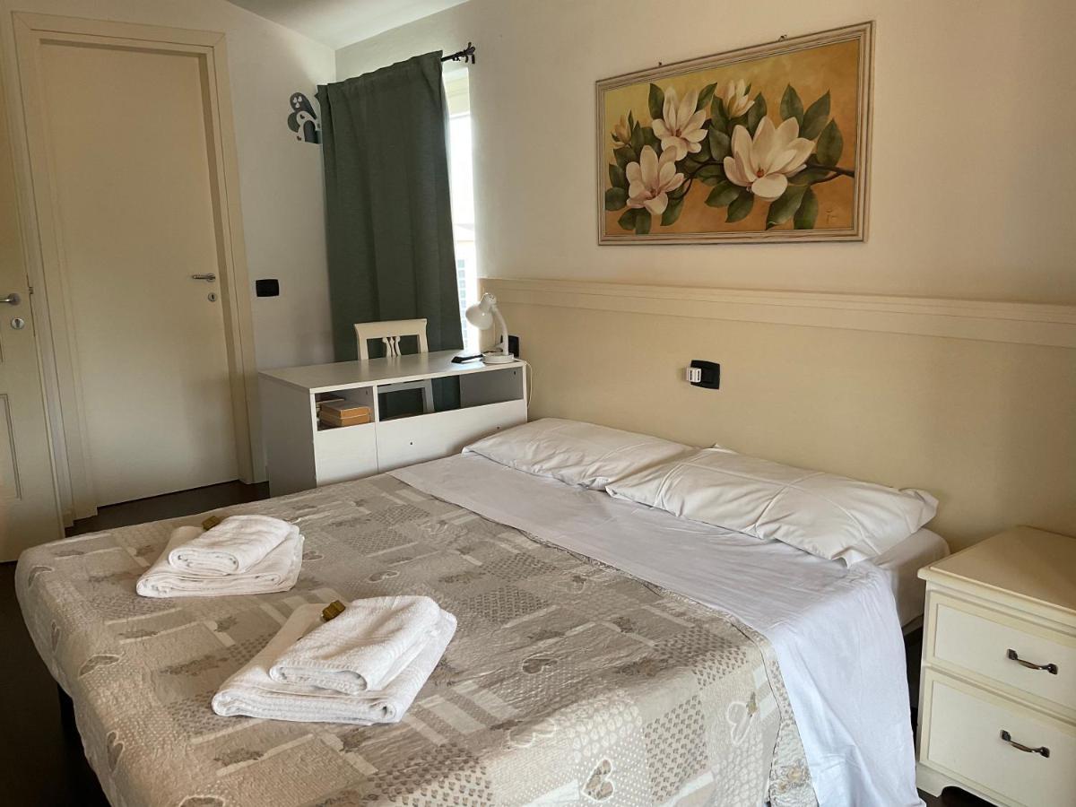 Villa Indipendente A Pochi Passi Dal Lago 산펠리체델바나코 외부 사진