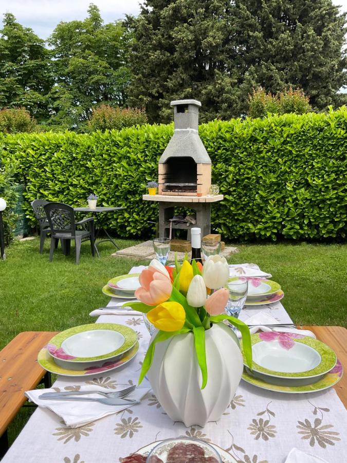 Villa Indipendente A Pochi Passi Dal Lago 산펠리체델바나코 외부 사진
