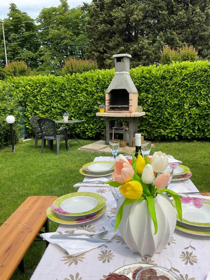 Villa Indipendente A Pochi Passi Dal Lago 산펠리체델바나코 외부 사진