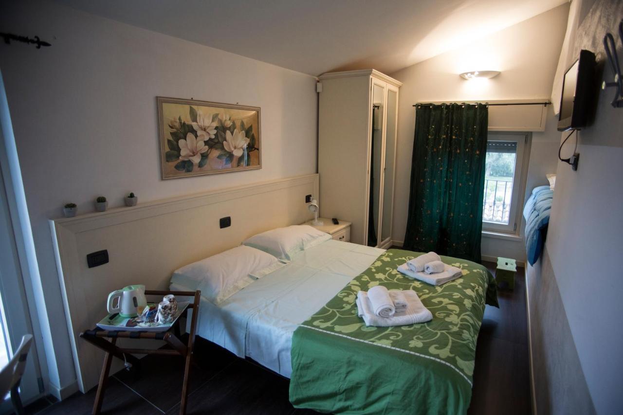 Villa Indipendente A Pochi Passi Dal Lago 산펠리체델바나코 외부 사진